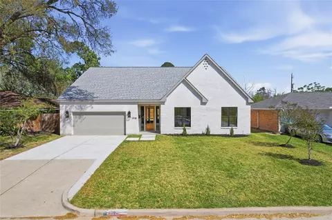 1918 Spillers Ln, Houston, TX 77043
