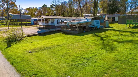 240 Key Largo Loop, Point Blank, TX 77364 photo 2