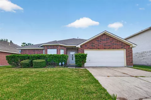 2111 Laurel Arbor Dr, Houston, TX 77014
