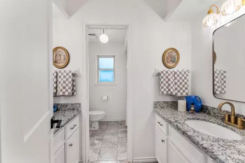 Bath - 3414 Blue Candle Dr, Spring, TX 77388 photo 3 of 4