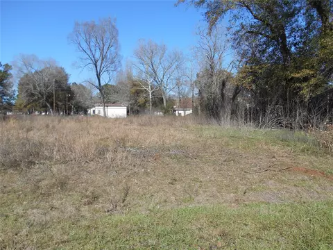 711 Azalea St, Prairie View, TX 77446