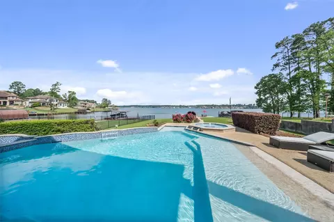 18706 Grand Harbor Pt, Montgomery, TX 77356