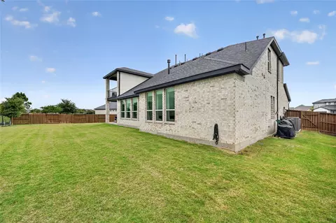 Exterior - 9827 Wright Dr, Manvel, TX 77578 photo 6 of 7