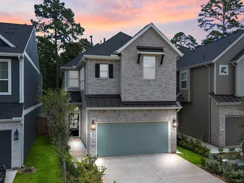 516 Red Cascade Trl, Willis, TX 77318