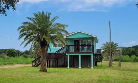 4139 Gum Dr, Dickinson, TX 77539