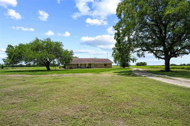 2623 Salem Rd, Brenham, TX 77833