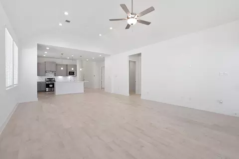 246 Congo Bay Cir, Willis, TX 77318 photo 7