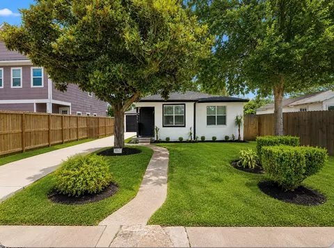 8517 Rubin St, Houston, TX 77051
