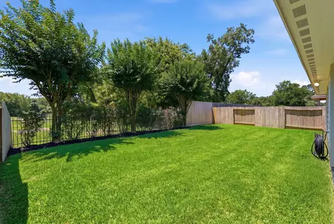 Exterior - 5819 Deleon Trail Dr, Spring, TX 77379 photo 7 of 10