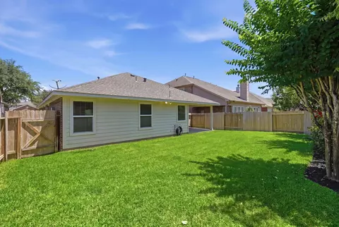 Exterior - 5819 Deleon Trail Dr, Spring, TX 77379 photo 9 of 10