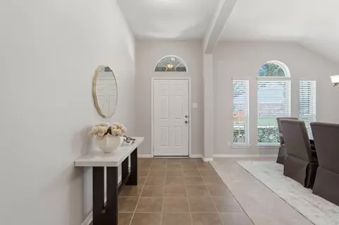 Entry Way - 5819 Deleon Trail Dr, Spring, TX 77379 photo 2 of 5