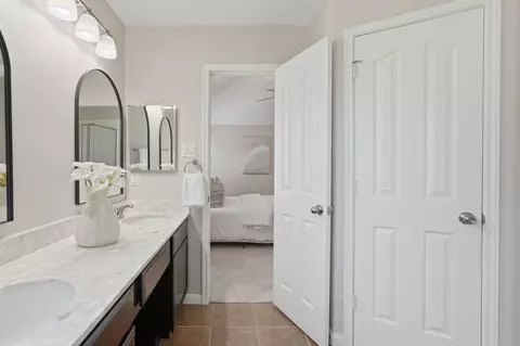 Entry Way - 5819 Deleon Trail Dr, Spring, TX 77379 photo 4 of 5