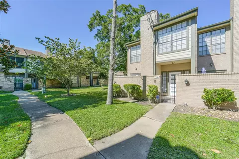 736 Country Place Dr #A, Houston, TX 77079