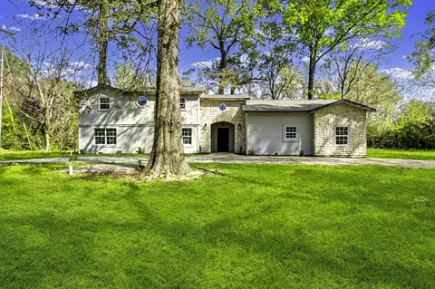 5236 Us Hwy 59 N, Livingston, TX 77351
