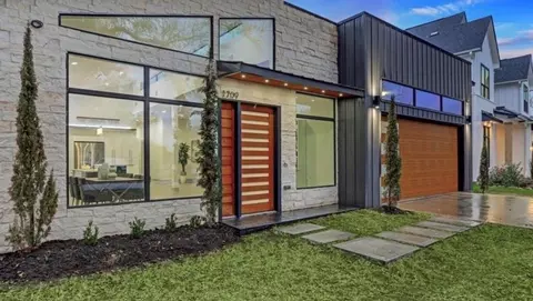 1709 Reverse St, Houston, TX 77055