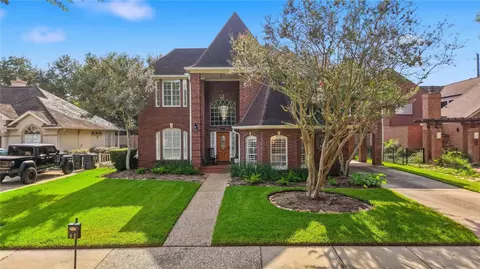 402 Lakeside Blvd, Sugar Land, TX 77478