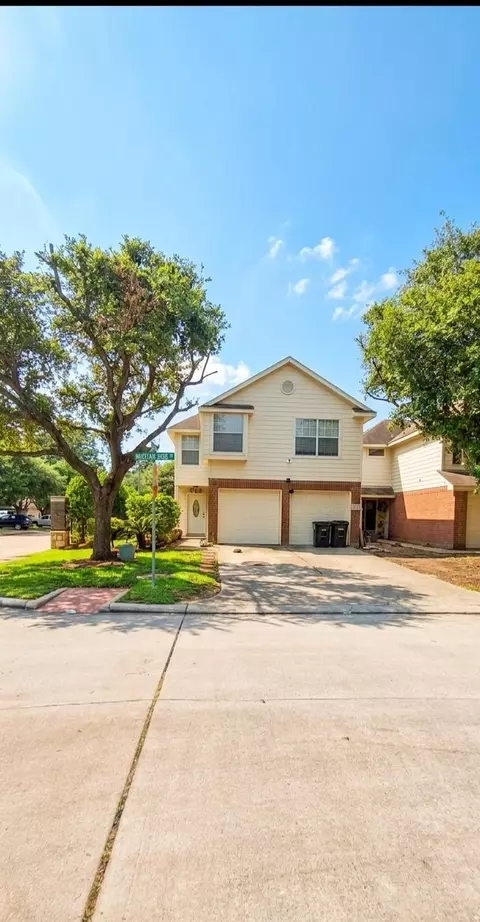 15642 Kiplands Bend Dr, Houston, TX 77014