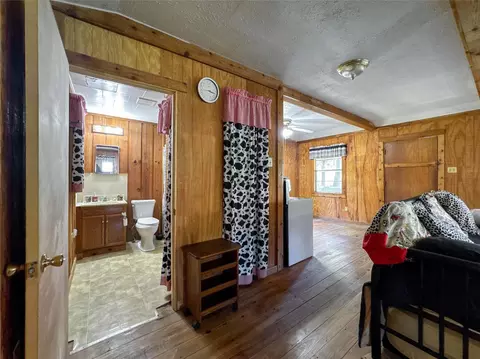 Entry Way - 206 Tallow St, Onalaska, TX 77360 photo 1 of 1