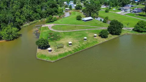 View/Area - 206 Tallow St, Onalaska, TX 77360 photo 1 of 1