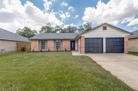 7307 Sunlight Ln, Houston, TX 77095