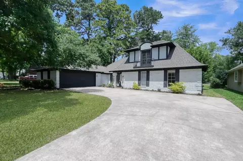 88 April Wind Dr S, Montgomery, TX 77356