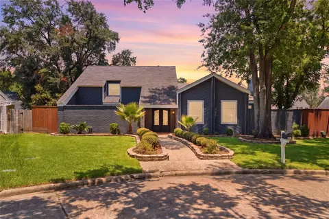 703 Queensmill Ct, Houston, TX 77079