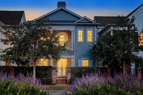 56 N Bay Blvd, The Woodlands, TX 77380