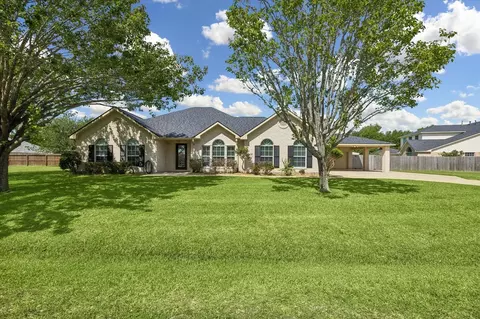 406 Smith Ln, League City, TX 77573