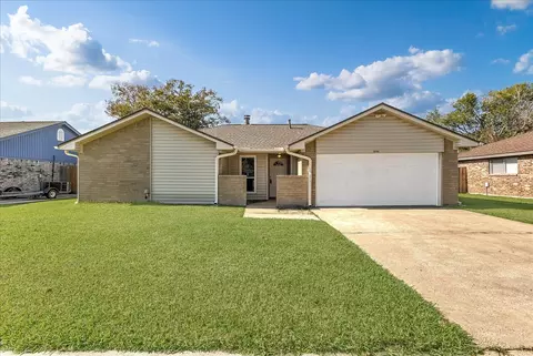 5110 Scottwood Dr, Baytown, TX 77521
