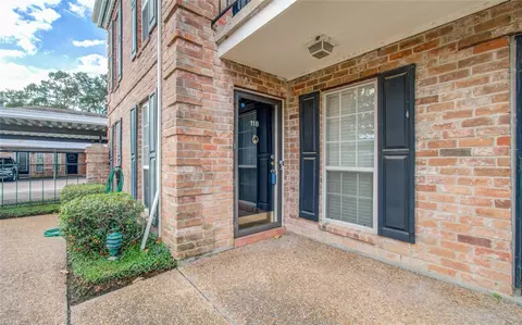 6410 Del Monte Dr #118, Houston, TX 77057