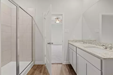 Bath - 9707 Caney Bend Rd, Conroe, TX 77303 photo 1 of 2