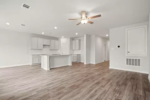 Living - 9707 Caney Bend Rd, Conroe, TX 77303 photo 1 of 4