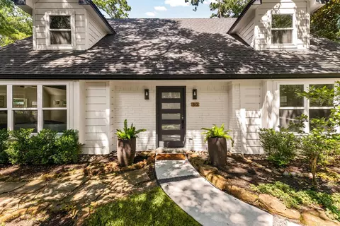 30 Willowherb Ct, The Woodlands, TX 77380