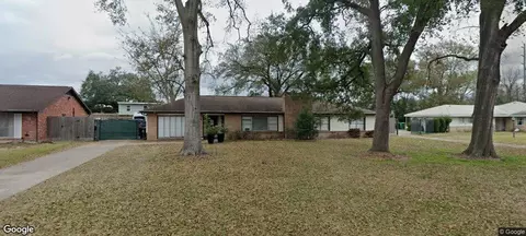 5504 Valerie St, Houston, TX 77081