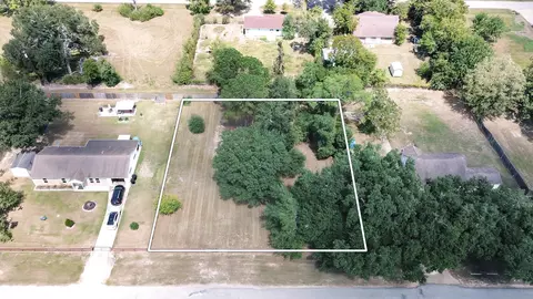 3210 2nd St, Brookshire, TX 77423