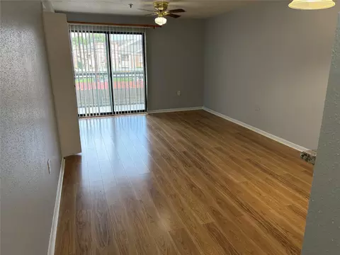 10110 Forum West Dr #224, Houston, TX 77036