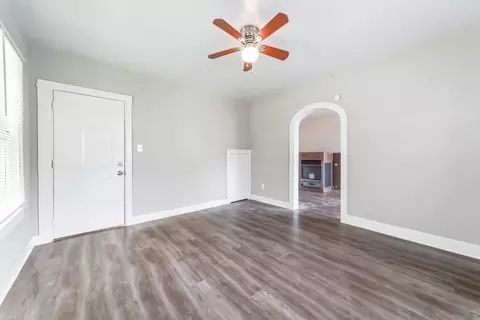 3205 Illinois St, Baytown, TX 77520
