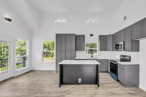 Kitchen - 117 Rain Forest Rd, Onalaska, TX 77360 photo 2 of 8
