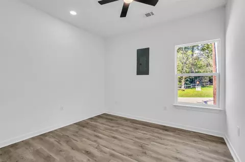 Bedroom - 117 Rain Forest Rd, Onalaska, TX 77360 photo 1 of 1