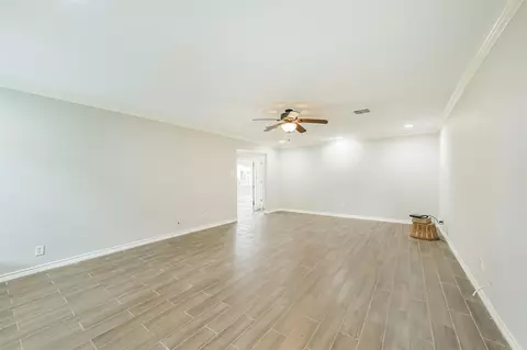Living - 912 Brook Forest Dr, Conroe, TX 77385 photo 2 of 8