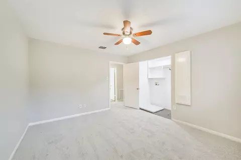 Bedroom - 912 Brook Forest Dr, Conroe, TX 77385 photo 4 of 8