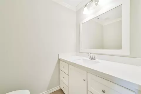 Bath - 912 Brook Forest Dr, Conroe, TX 77385 photo 1 of 4