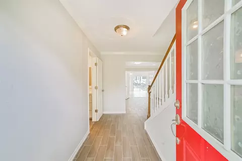 Entry Way - 912 Brook Forest Dr, Conroe, TX 77385 photo 1 of 2