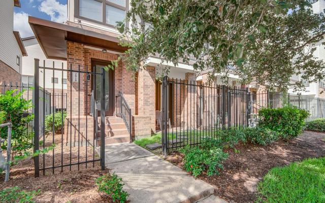 2818 Polk St, Houston, TX 77003