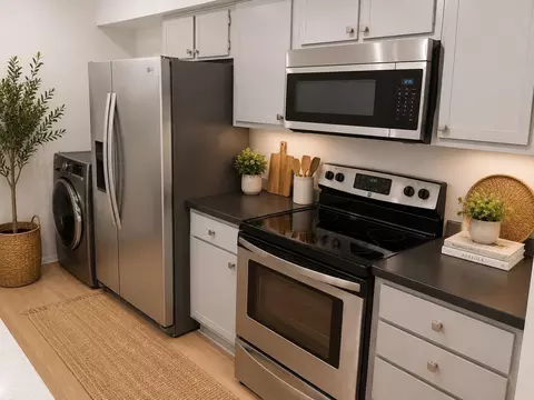 4011 Nasa Rd 1 #608, Seabrook, TX 77586
