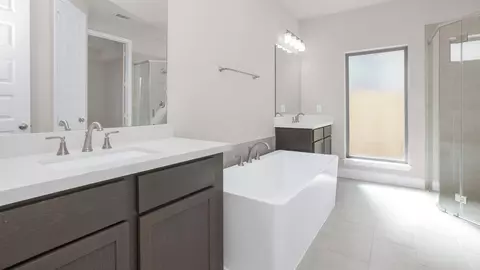 Bath - 12755 Copperbush Dr, Conroe, TX 77302 photo 1 of 1