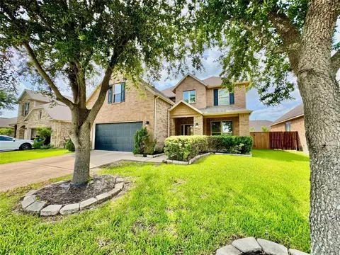 1908 Sunset Terrace Ln, Houston, TX 77089