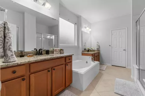 Bath - 5714 Brookway Willow Dr, Spring, TX 77379 photo 1 of 5