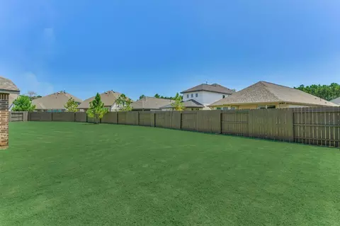 Exterior - 13147 Soaring Forest Dr, Conroe, TX 77302 photo 7 of 10
