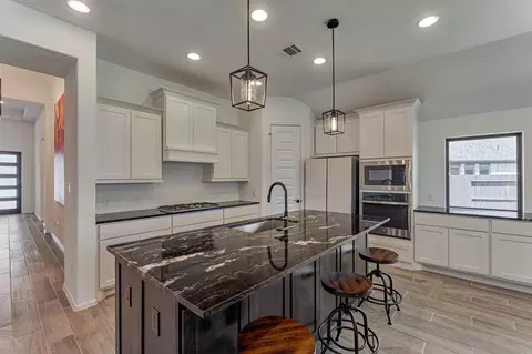 Kitchen - 13147 Soaring Forest Dr, Conroe, TX 77302 photo 3 of 5